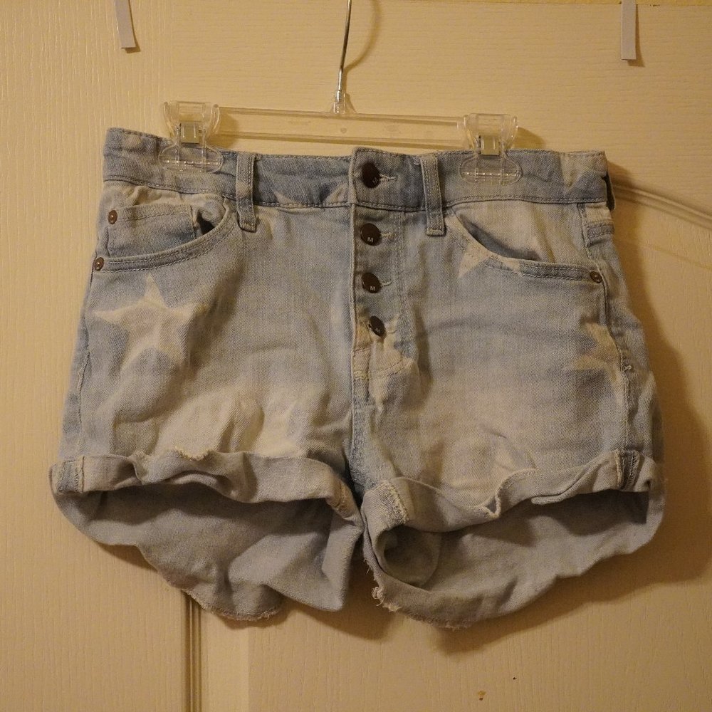 99% Cotton High Rise Light Wash Denim Shorts with Faded Star Print with Buttons